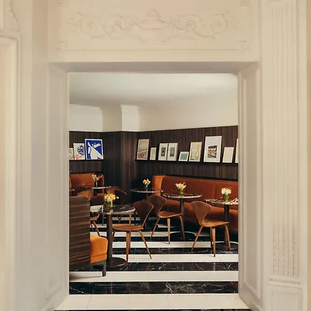 Bourgogne & Montana Hotel