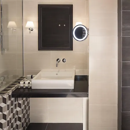 Hotel Bourgogne & Montana 4*