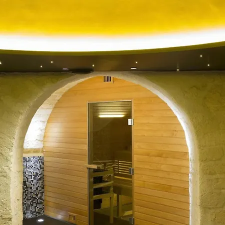 Bourgogne & Montana 4* Paris