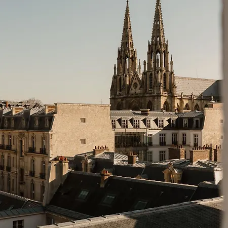 Bourgogne & Montana 4* Paris