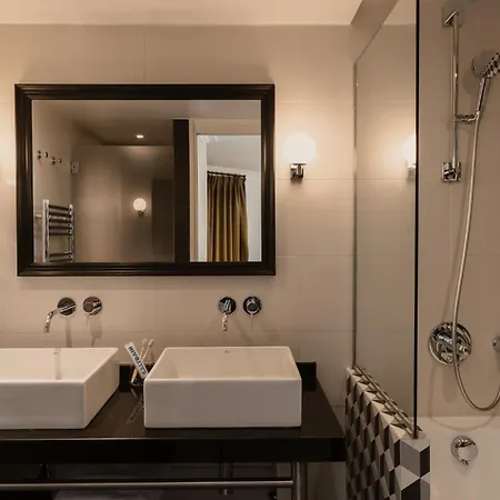 Hotel Bourgogne & Montana