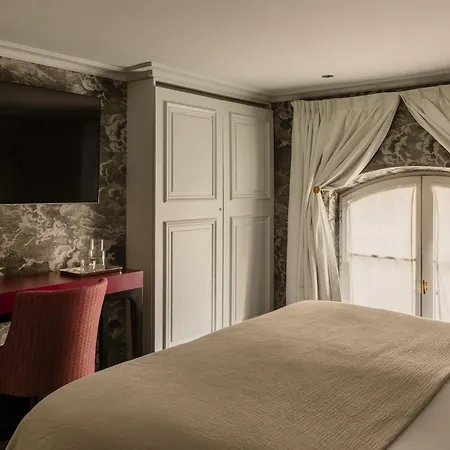 Bourgogne & Montana 4* Paris