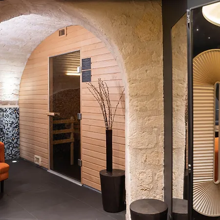 Otel Bourgogne & Montana Paris