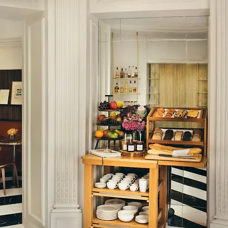 Bourgogne & Montana 4* Paris
