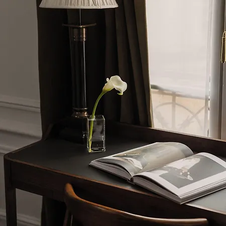 Bourgogne & Montana Hotel