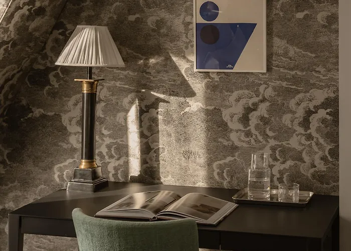 Hotel Bourgogne & Montana