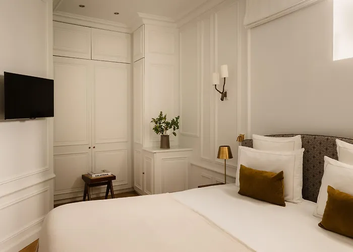 Bourgogne & Montana Hotel 4*