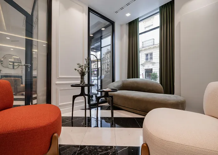 Bourgogne & Montana Hotel 4*