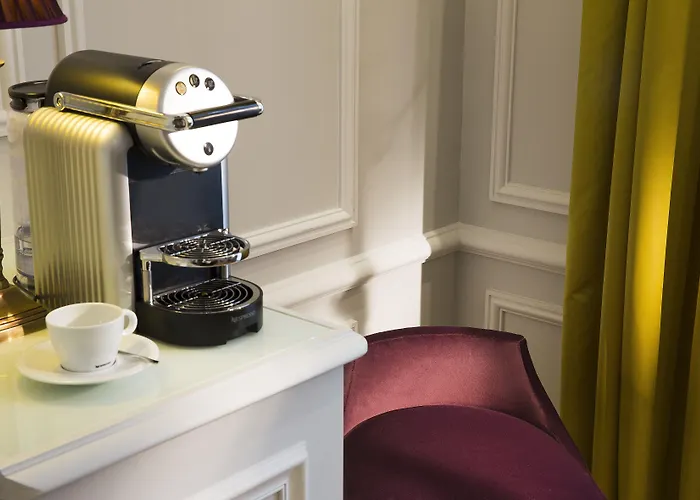 Bourgogne & Montana Hotel 4*