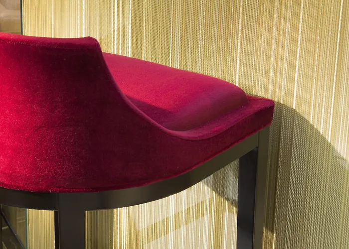 Bourgogne & Montana Hotel 4*